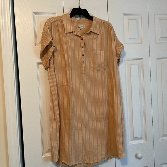 Dress - Picture 1 of 3